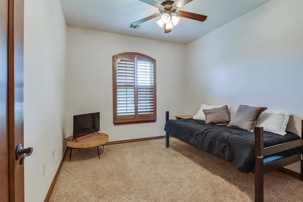 Photo 17 — 825 Silver Tree Drive, Choctaw, OK 73020