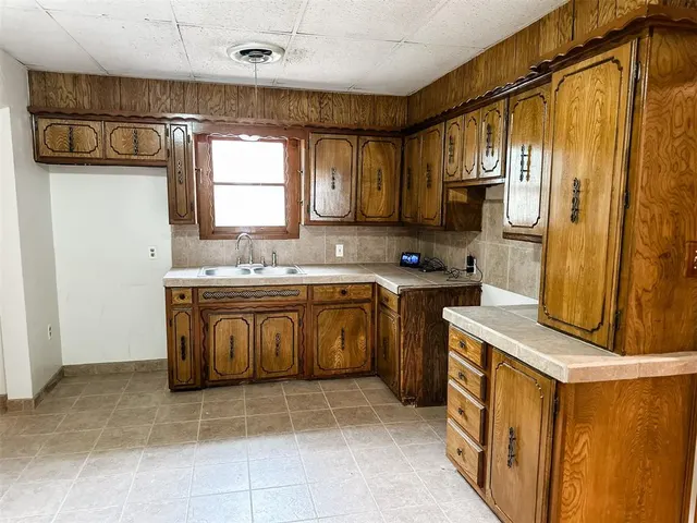 Photo 8 — 37175 County Street 2660, Anadarko, OK 73005