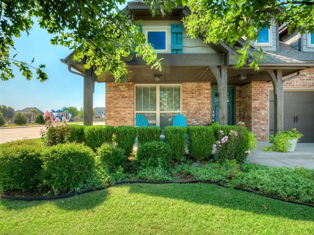 Photo 3 — 13516 Leighton Lane, Oklahoma City, OK 73142