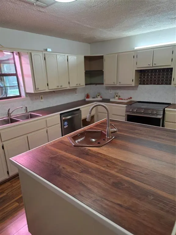Photo 9 — 44783 Whispering Oaks Drive, Shawnee, OK 74804