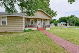 Sold home at 223 N Randall Avenue
