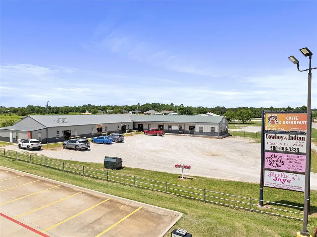 Front exterior — 212 Mulberry Lane, Wilson, OK 73463