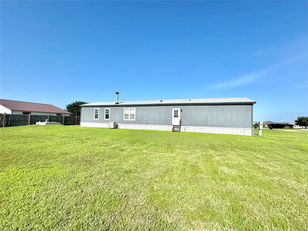 Photo 25 — 111 Clover Lane, Amber, OK 73004