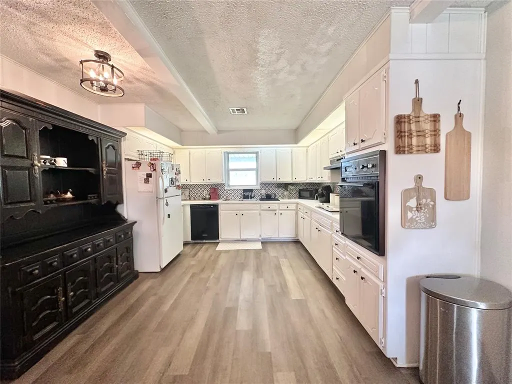 Photo 11 — 20515 Malone Road, Tecumseh, OK 74873