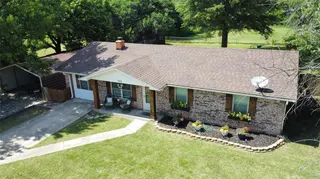 Sold home at 712 W Girard Street