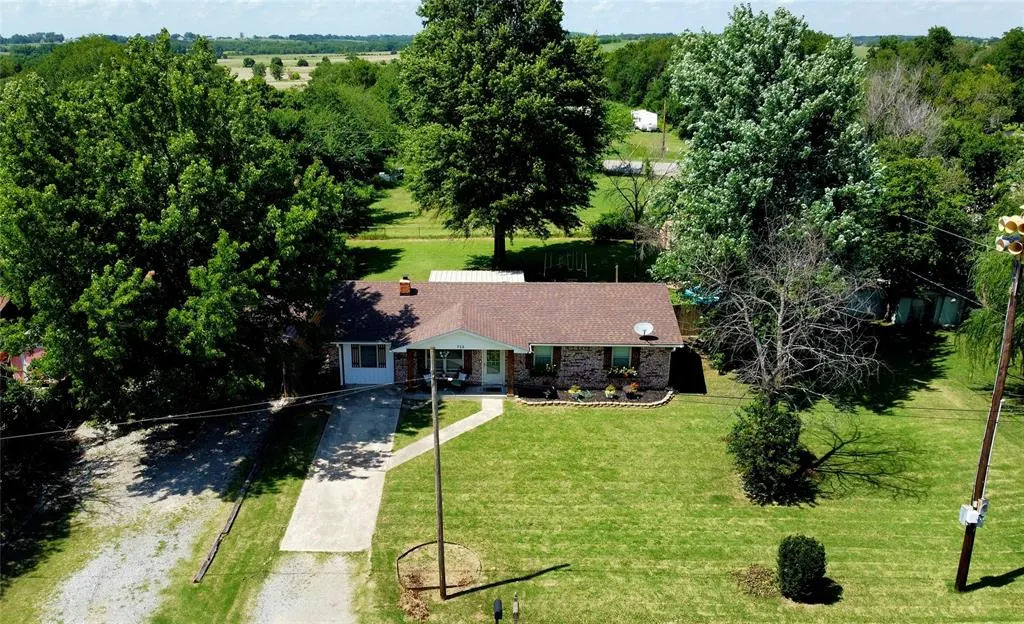 Photo 5 — 712 W Girard Street, Okemah, OK 74859