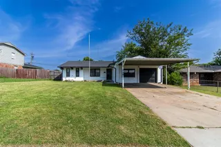 Sold home at 728 Musgrave Boulevard