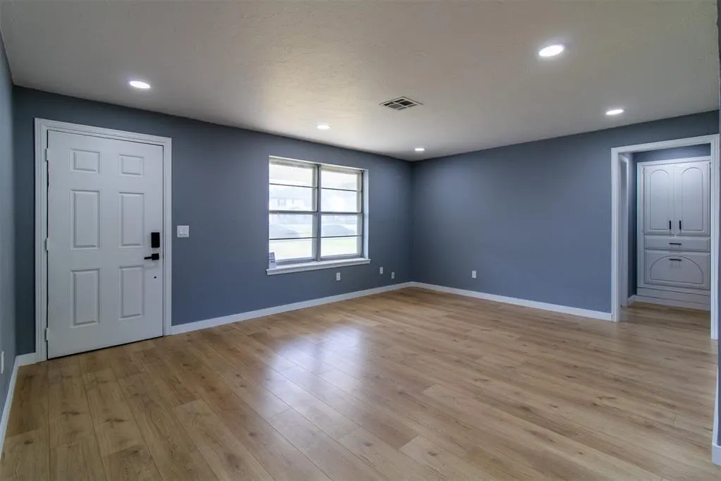 Photo 7 — 728 Musgrave Boulevard, Oklahoma City, OK 73114