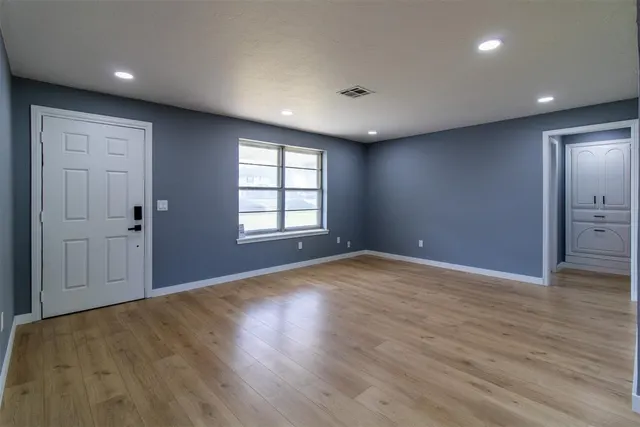 Photo 7 — 728 Musgrave Boulevard, Oklahoma City, OK 73114