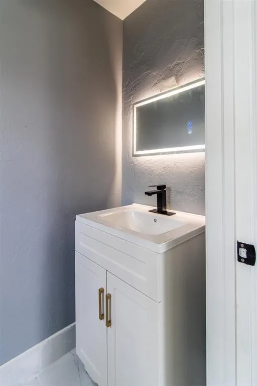 Photo 30 — 728 Musgrave Boulevard, Oklahoma City, OK 73114