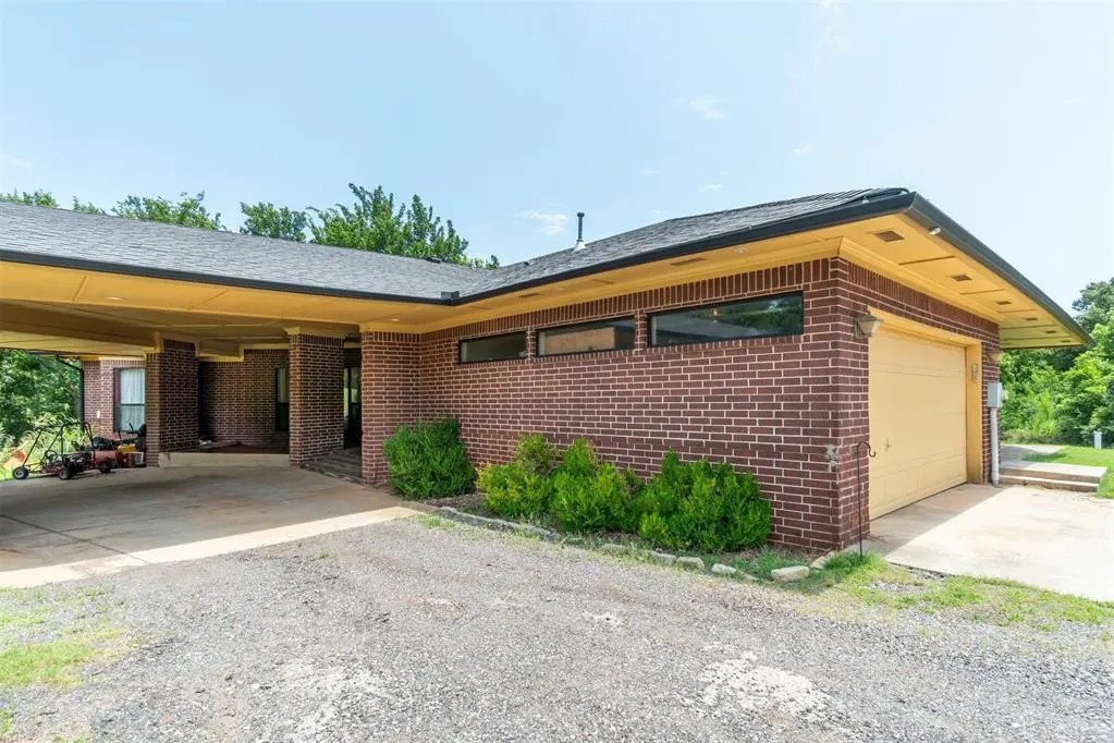 Photo 4 — 8900 N Air Depot Boulevard, Oklahoma City, OK 73151