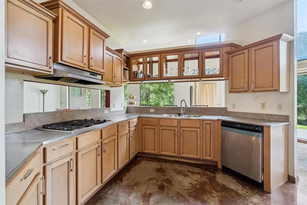 Photo 18 — 8900 N Air Depot Boulevard, Oklahoma City, OK 73151