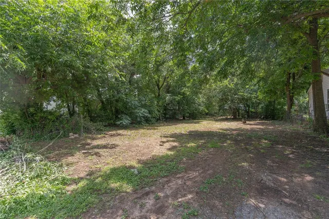 Photo 2 — 3704 SW 40th Street, Oklahoma City, OK 73119