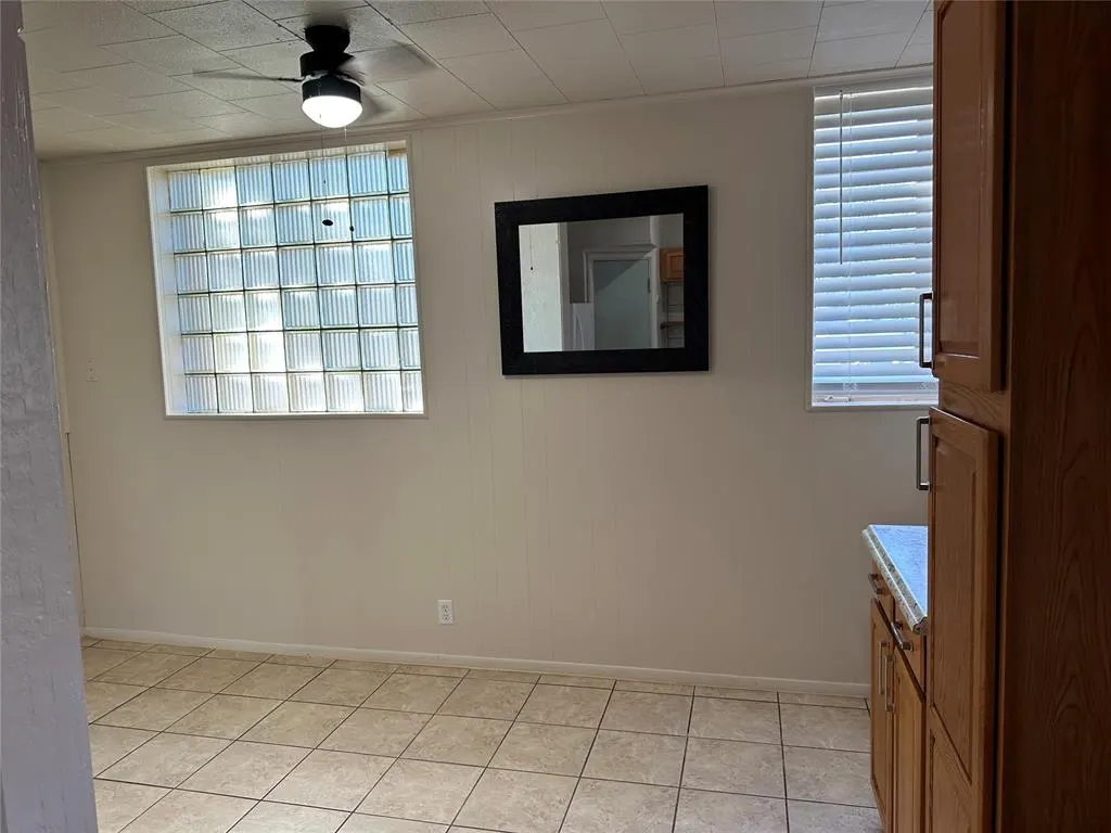 Photo 9 — 404 Jefferson Street, Seminole, OK 74868