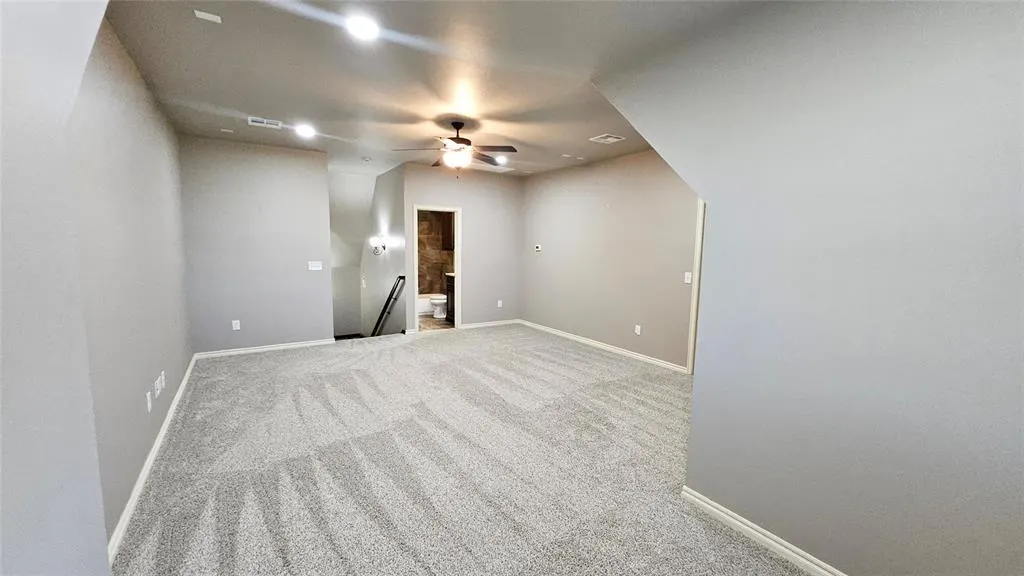 Photo 21 — 2017 Pembroke Lane, Edmond, OK 73003