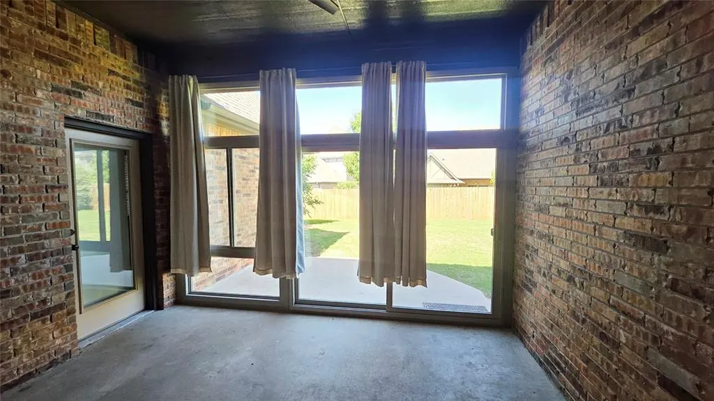 Photo 25 — 2017 Pembroke Lane, Edmond, OK 73003
