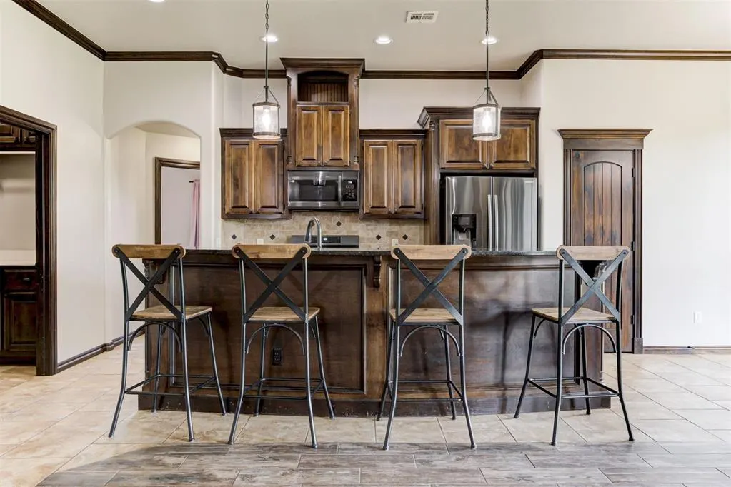 Photo 7 — 3001 Flint Court, Oklahoma City, OK 73165