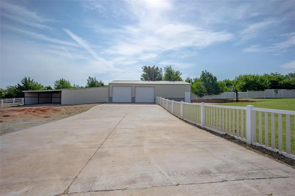 Photo 7 — 11659 273rd Street, Blanchard, OK 73010