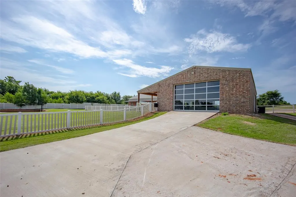 Photo 8 — 11659 273rd Street, Blanchard, OK 73010