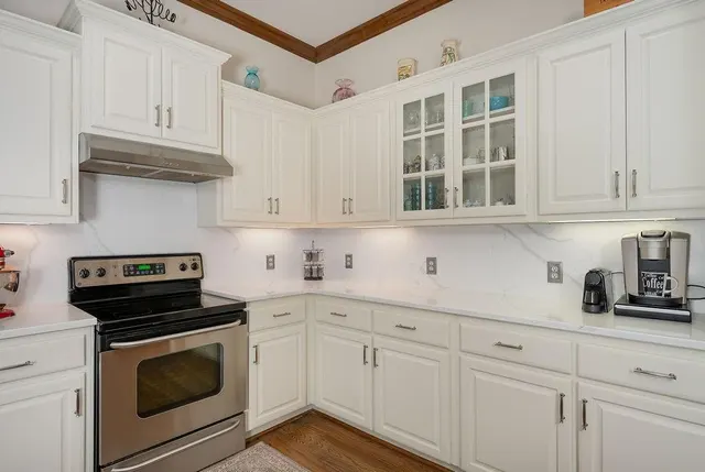 Photo 8 — 313 Coldbrook Circle, Edmond, OK 73003