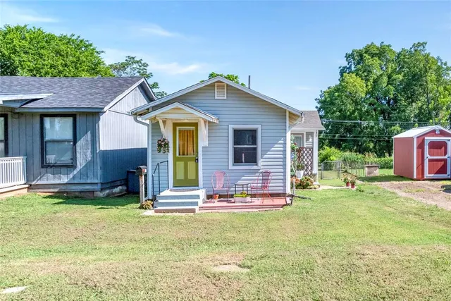 Photo 2 — 205 E 2nd Street, Stroud, OK 74079