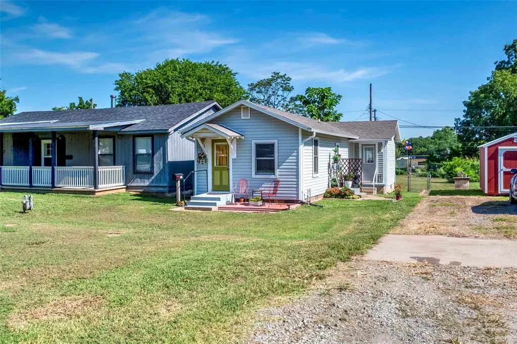 Photo 3 — 205 E 2nd Street, Stroud, OK 74079