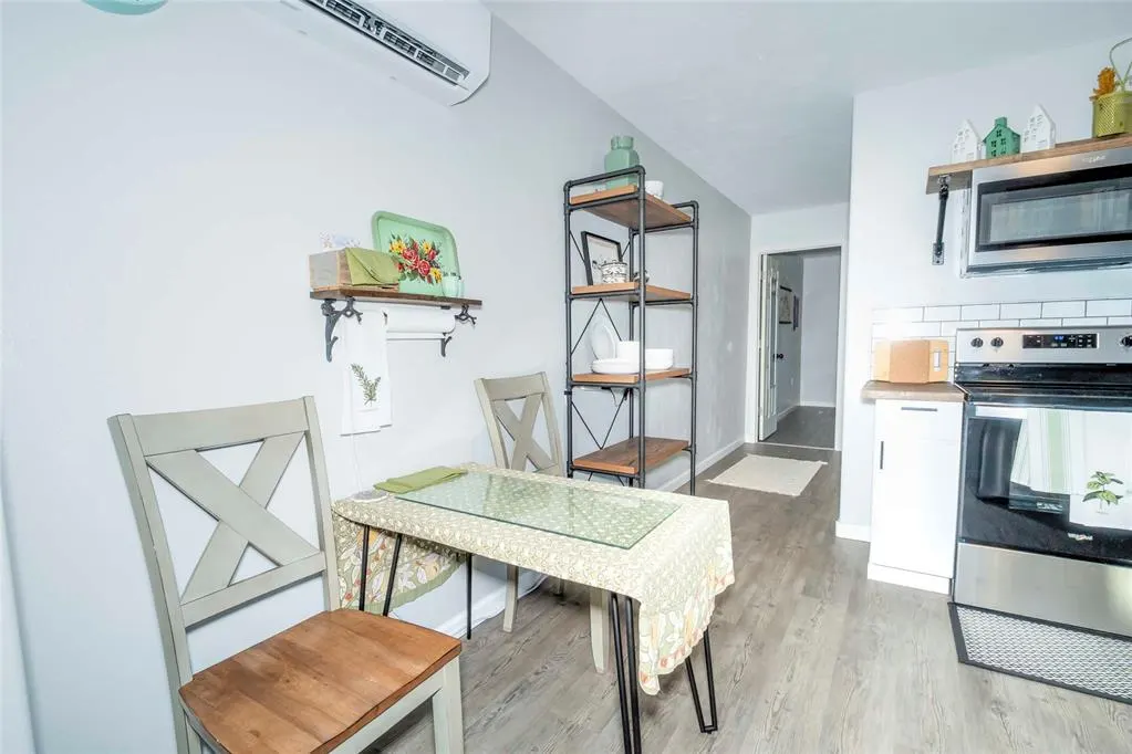 Photo 11 — 205 E 2nd Street, Stroud, OK 74079
