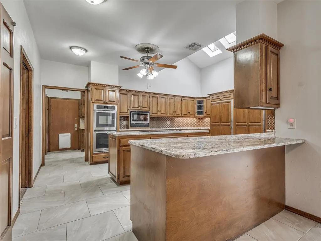 Photo 19 — 2900 N Windsor Boulevard, Oklahoma City, OK 73127