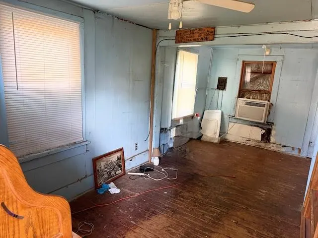 Photo 6 — 307 W Evans Avenue, Seminole, OK 74868