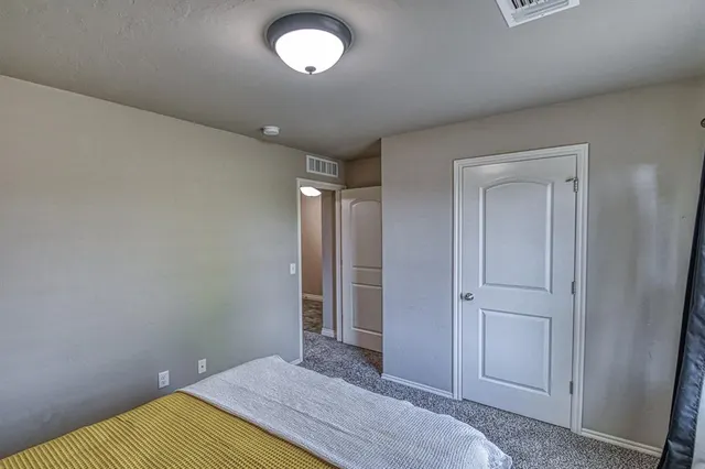 Photo 7 — 9452 SW 29th Terrace, Oklahoma City, OK 73128