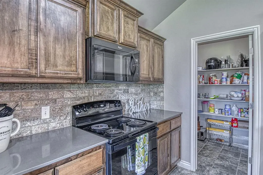 Photo 23 — 9452 SW 29th Terrace, Oklahoma City, OK 73128