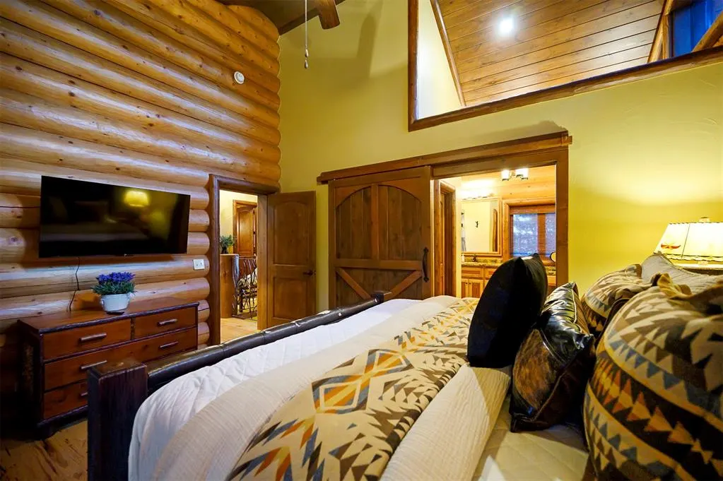 Photo 20 — 107 Lake Bluff Lane, Broken Bow, OK 74728