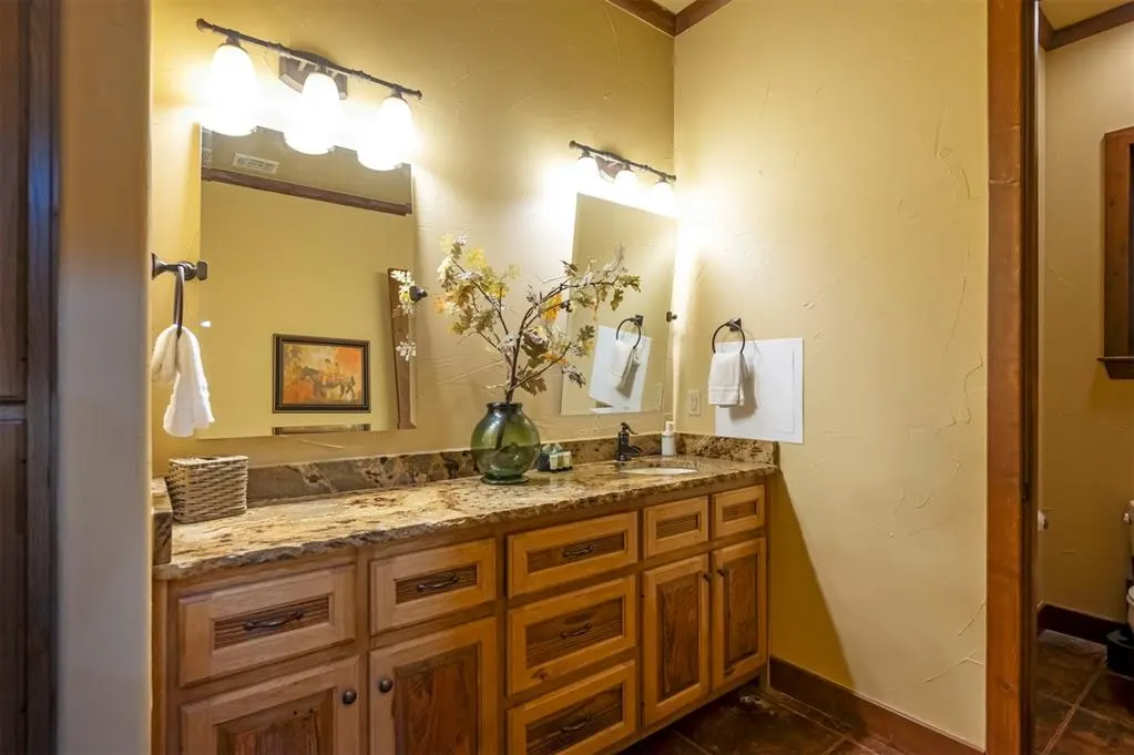 Photo 26 — 107 Lake Bluff Lane, Broken Bow, OK 74728