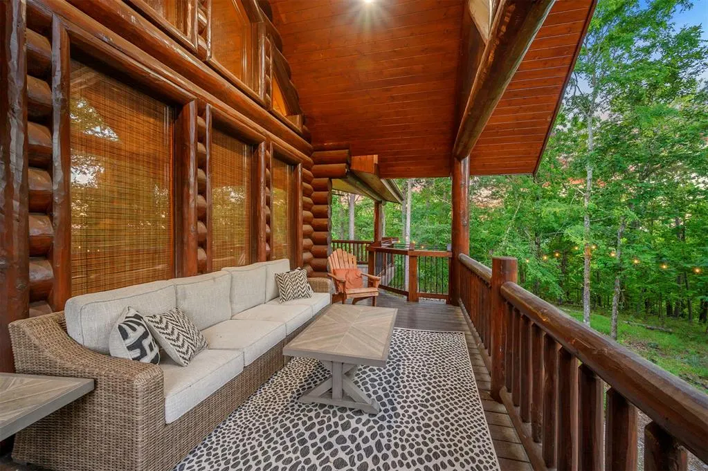 Photo 32 — 107 Lake Bluff Lane, Broken Bow, OK 74728