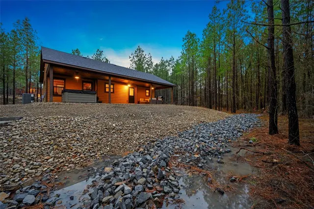 Photo 5 — 192 Boulder Avenue, Broken Bow, OK 74728