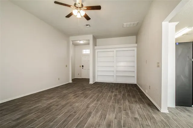 Photo 3 — 8808 NW 85th Place, Oklahoma City, OK 73132