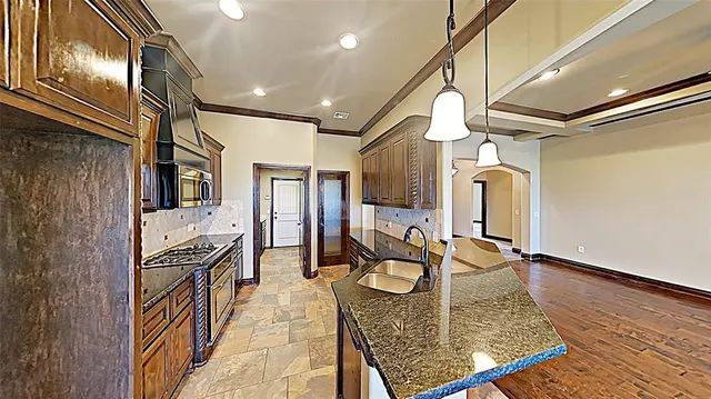 Photo 8 — 13604 Gentry Drive, Oklahoma City, OK 73142