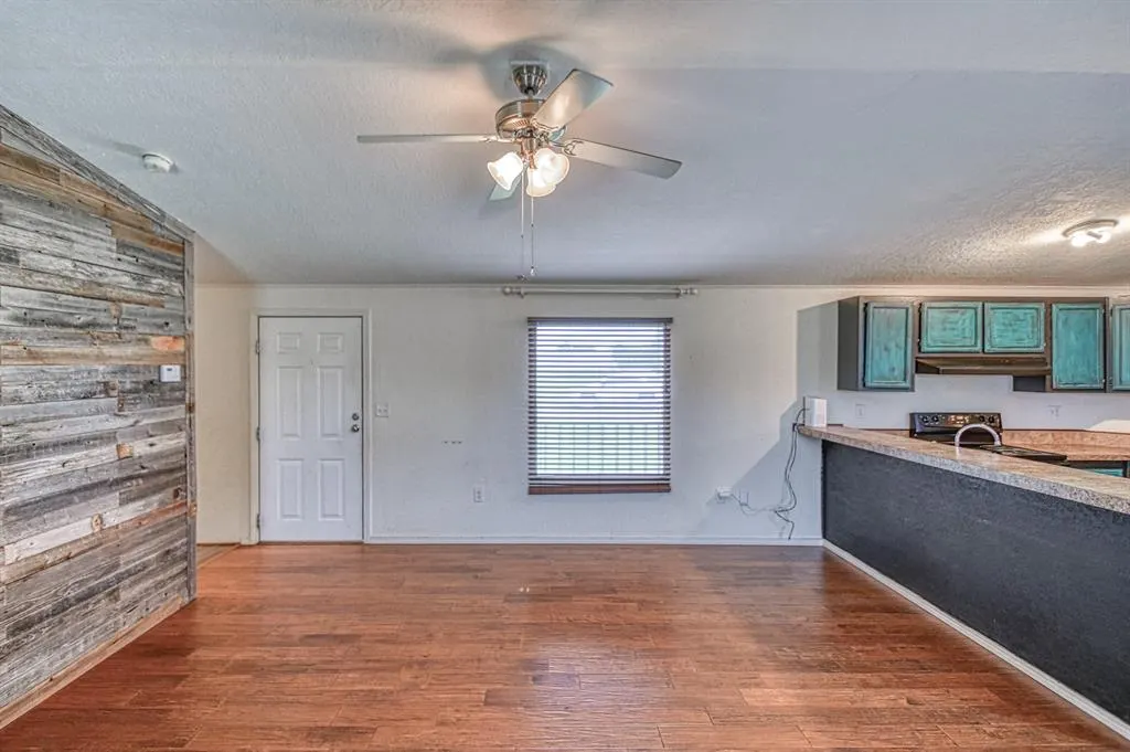 Photo 8 — 200 Chickasha Avenue, Amber, OK 73004