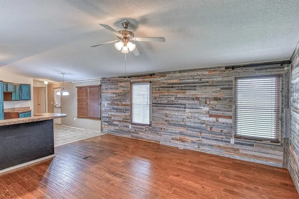 Photo 10 — 200 Chickasha Avenue, Amber, OK 73004