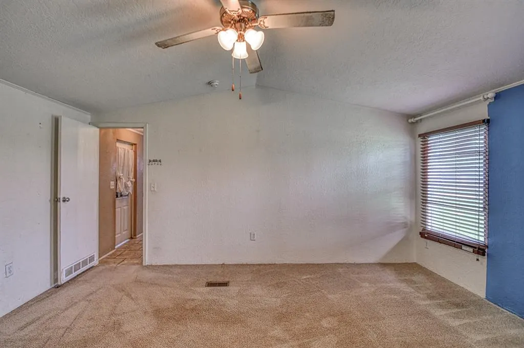 Photo 23 — 200 Chickasha Avenue, Amber, OK 73004
