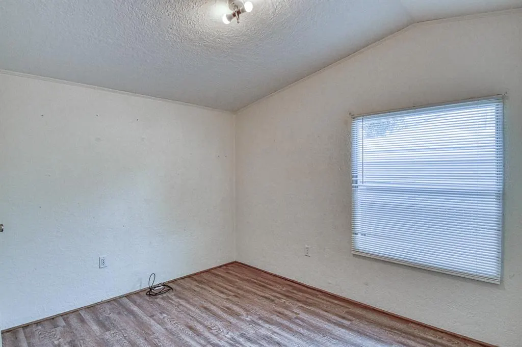 Photo 34 — 200 Chickasha Avenue, Amber, OK 73004