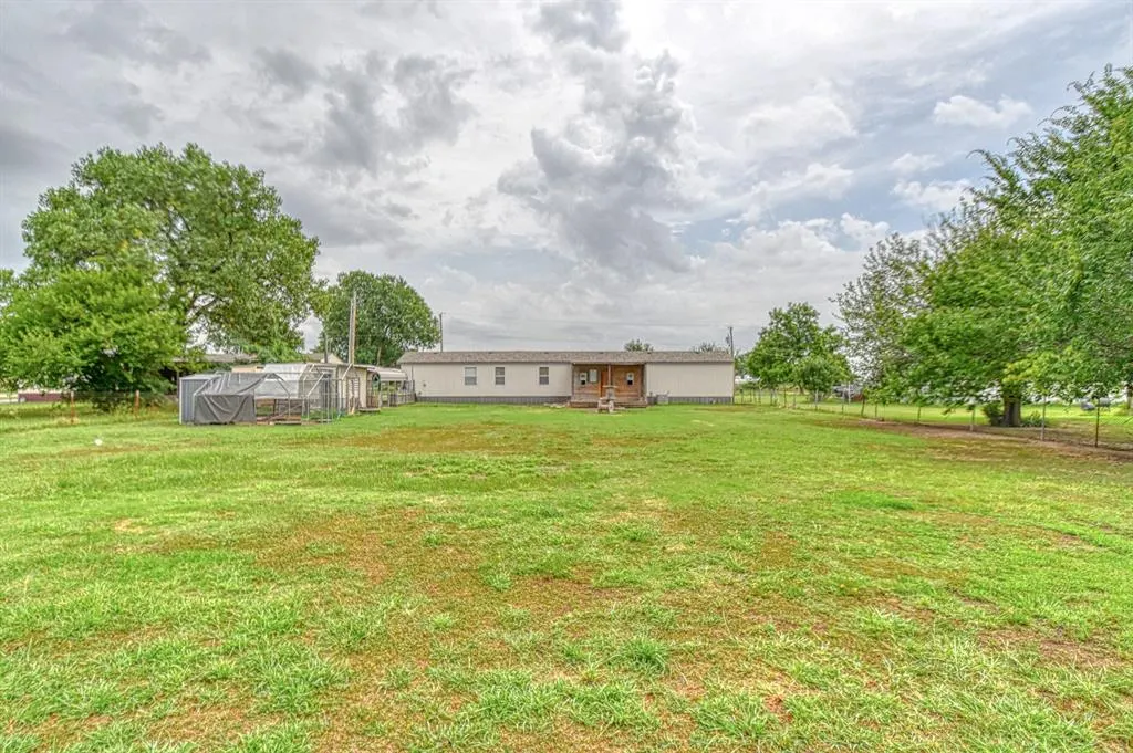 Photo 39 — 200 Chickasha Avenue, Amber, OK 73004