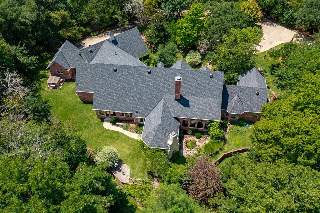 Front exterior — 10250 Stone Gate Way, Arcadia, OK 73007