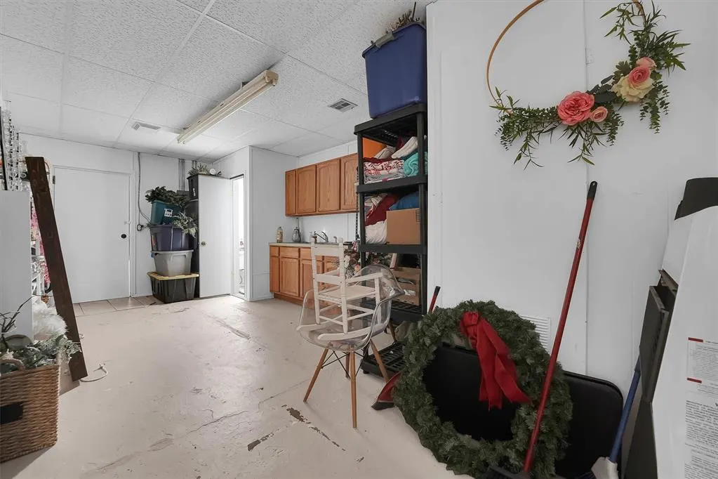 Photo 10 — 119 E Main Street, Cordell, OK 73632