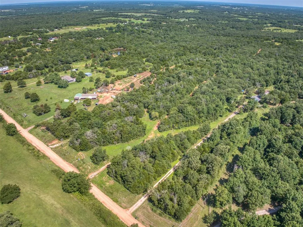 Photo 4 — 334358 E 980 Road, Wellston, OK 74881