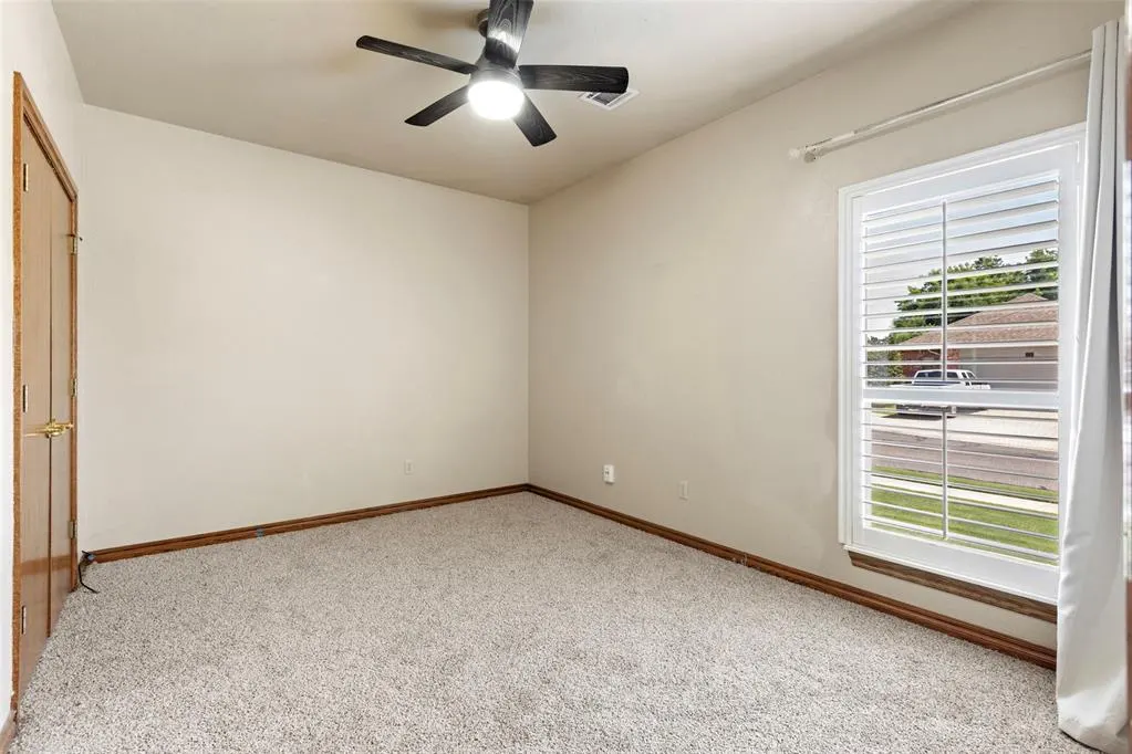 Photo 23 — 9221 Roadrunner Avenue, Oklahoma City, OK 73139