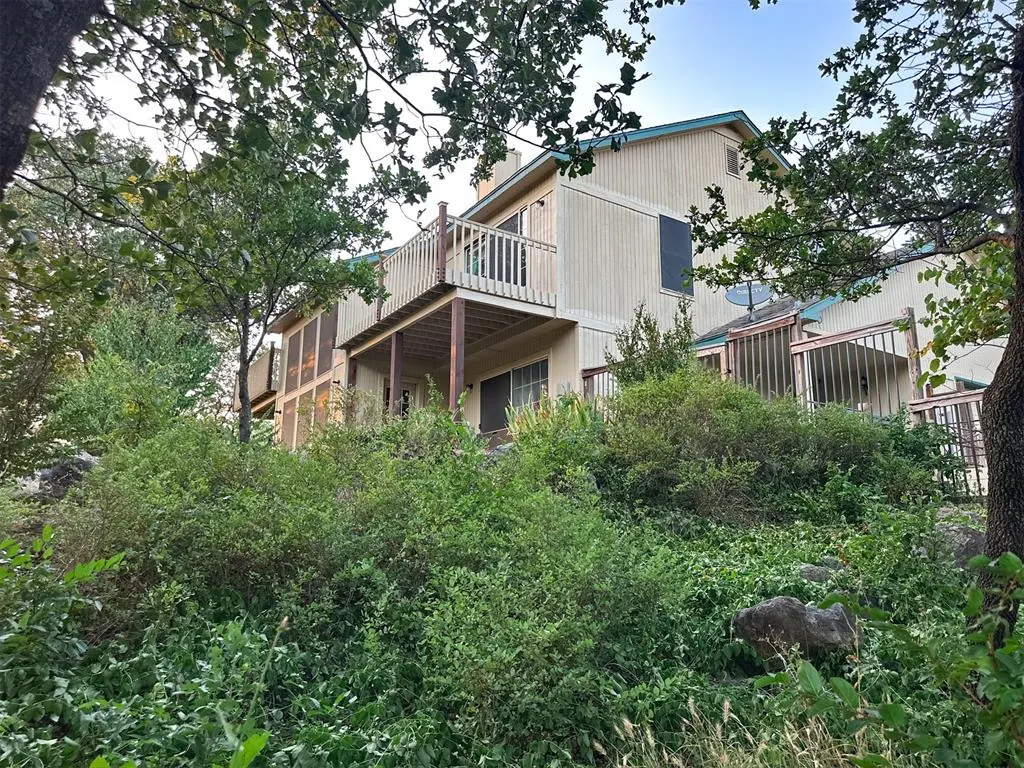 Photo 4 — 395 NW Apache Drive, Lawton, OK 73507