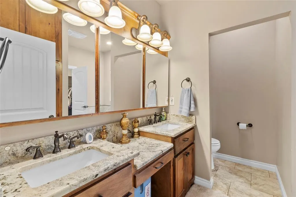Photo 18 — 707 E Kennedy Street, Lexington, OK 73051