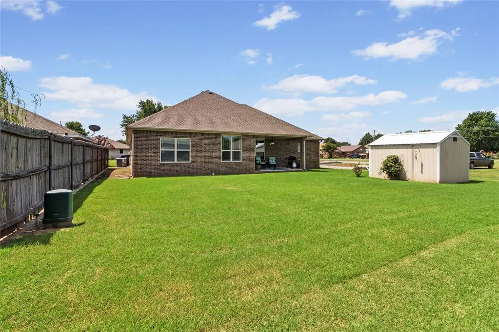 Photo 32 — 707 E Kennedy Street, Lexington, OK 73051