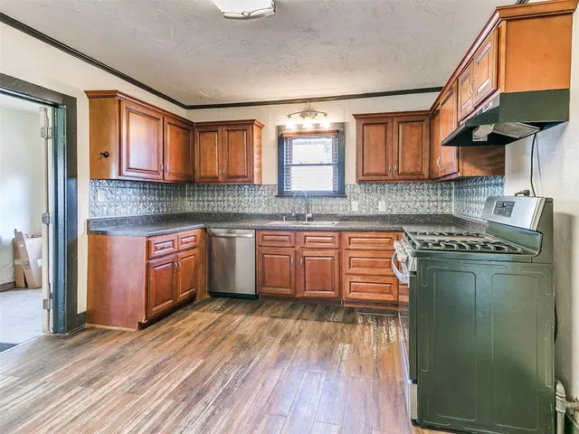 Photo 8 — 410 S 8th Street, Kingfisher, OK 73750